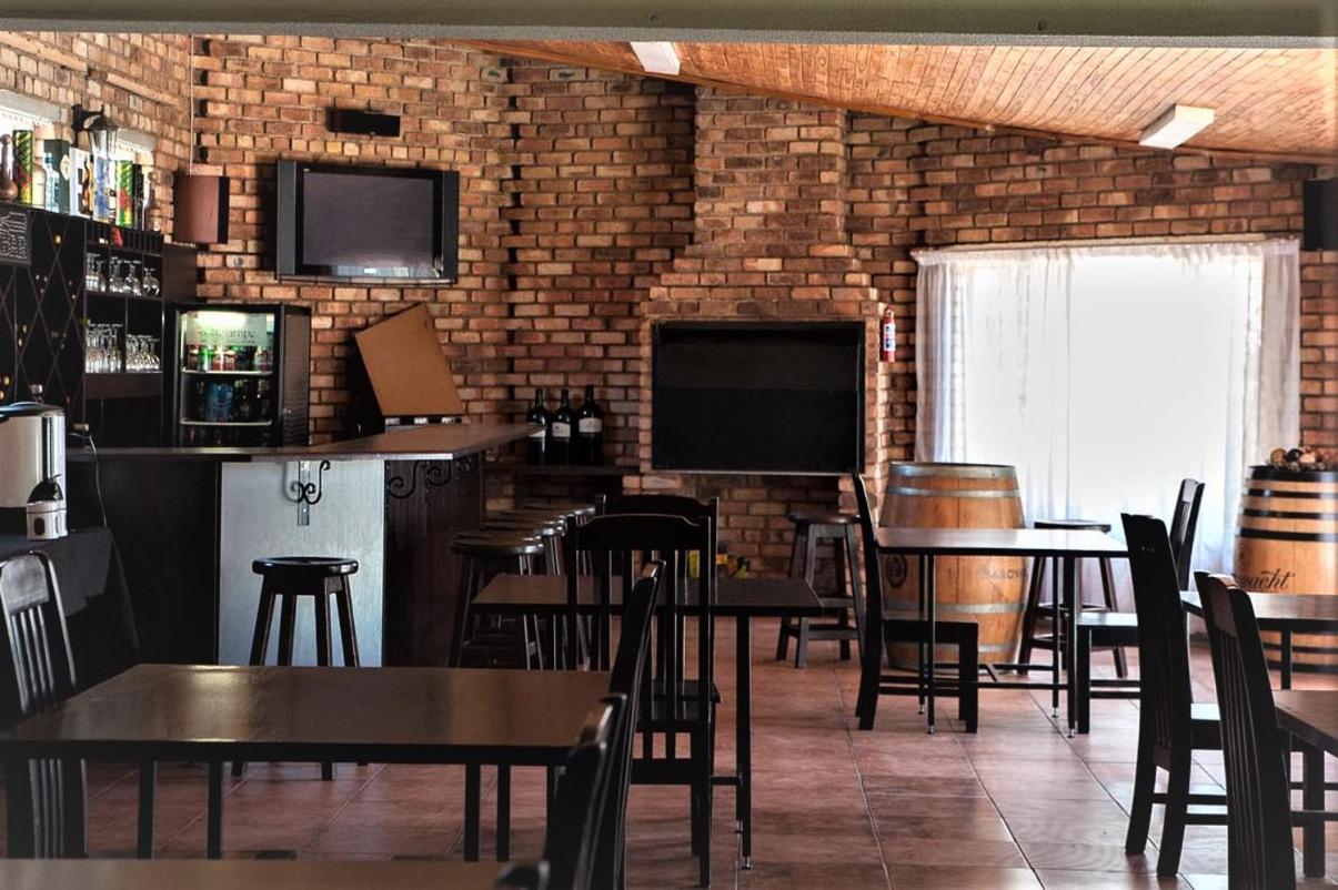 The Lazy Grape Guest Lodge & Spa Бенони Екстериор снимка